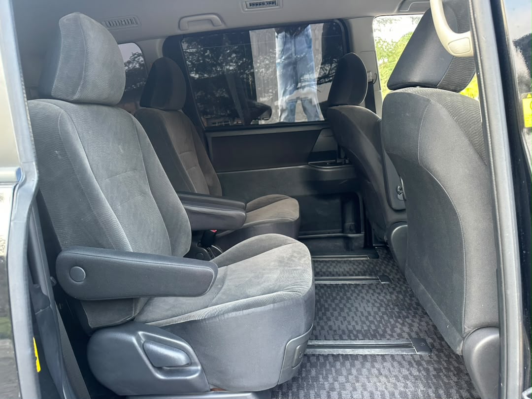 TOYOTA NOAH NEW thumbnail 6